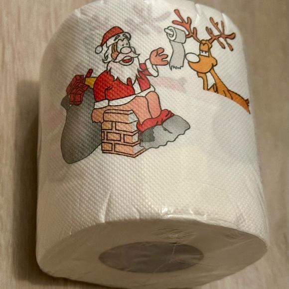 Santa Claus & Reindeer Gag Toilet Paper | Funny Christmas Novelty Gift - Picture 13 of 16